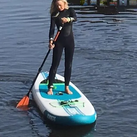 Motorjacht At Ease アムステルダム